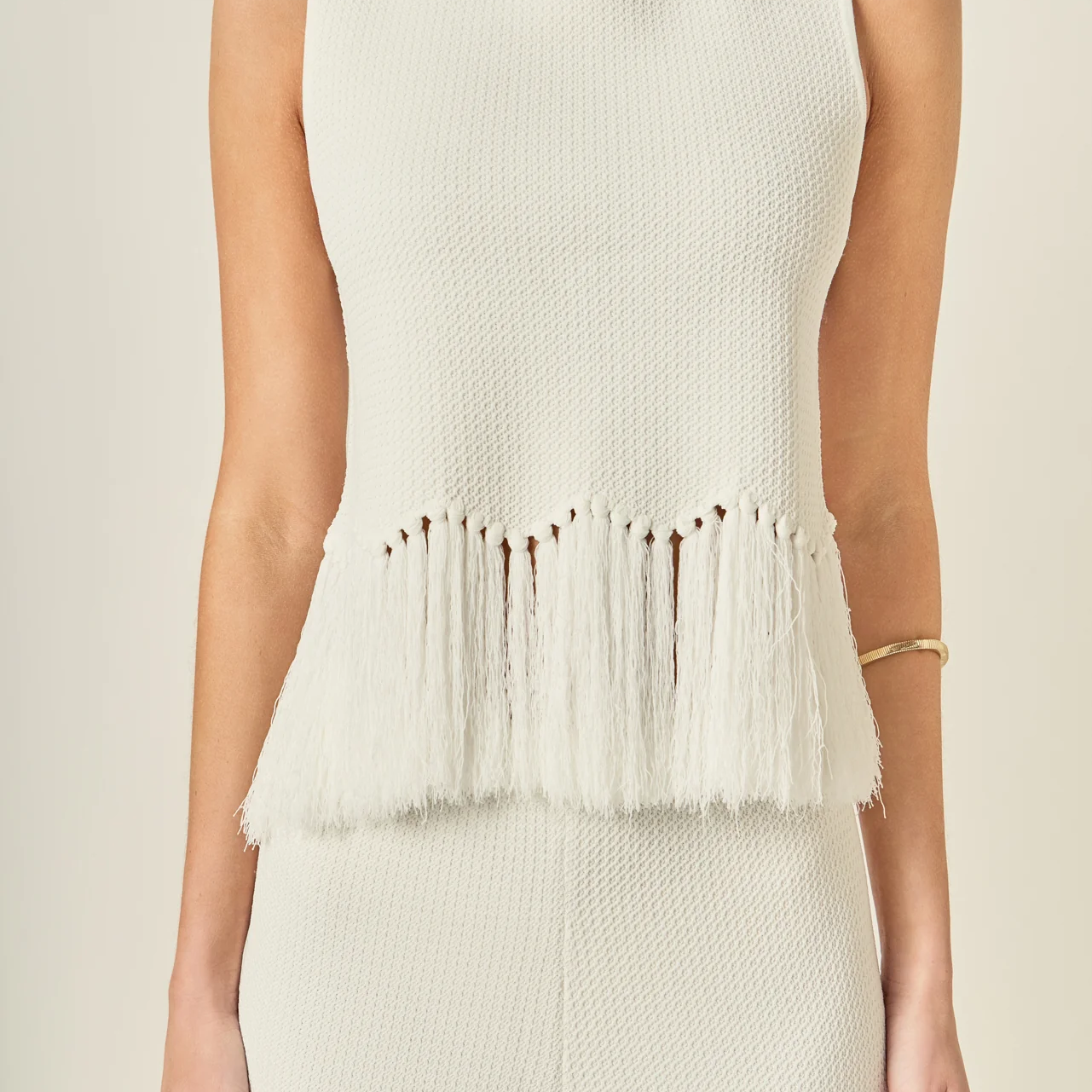 Fringe Detailed Sleeveless Knit Top