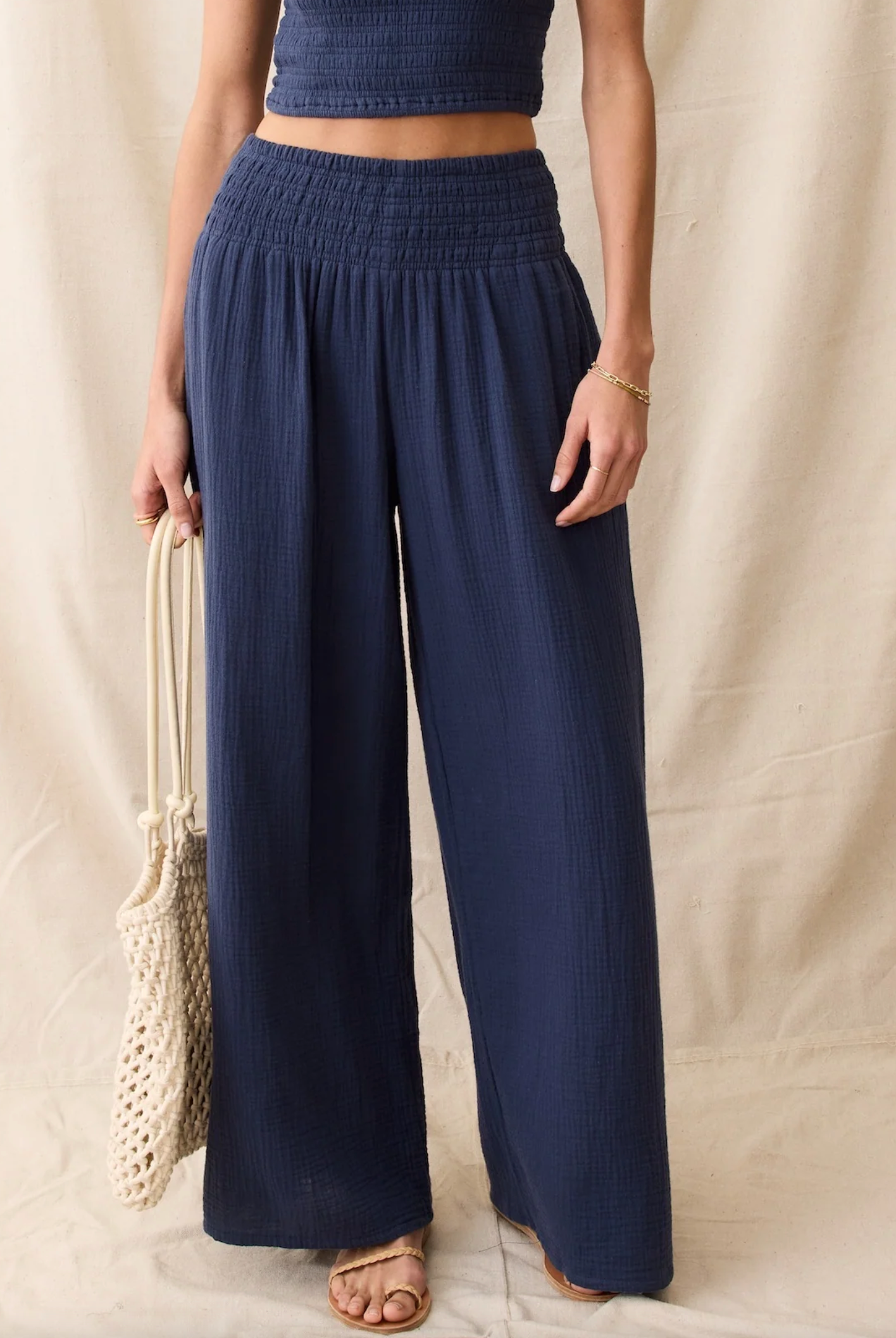 Bottoms – II Brunettes Bottoms – II Brunettes