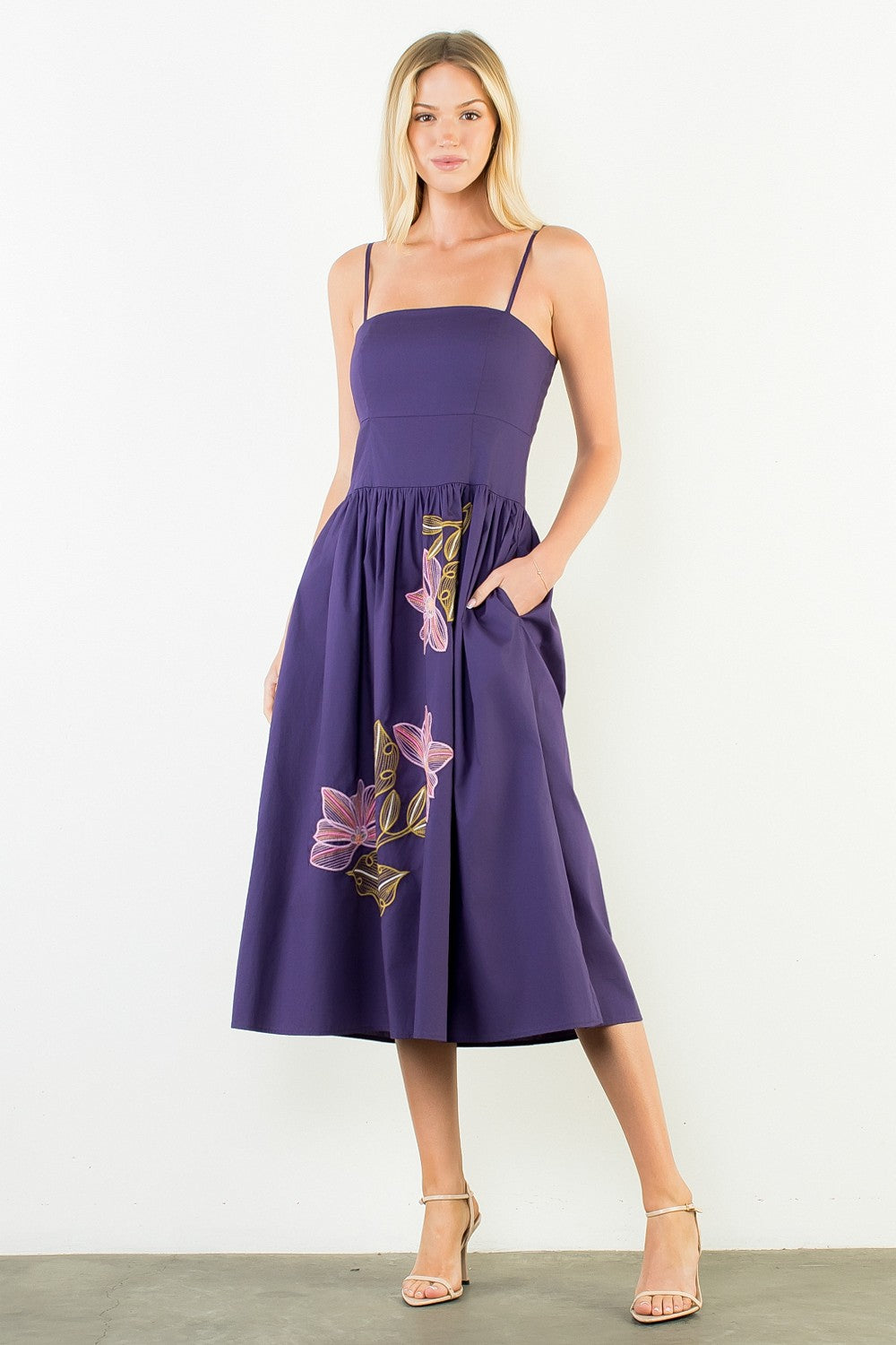 Floral Squared Shaped Embroidery Dress