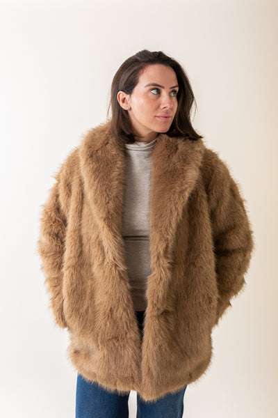 Logan Faux Fur Coat – II Brunettes