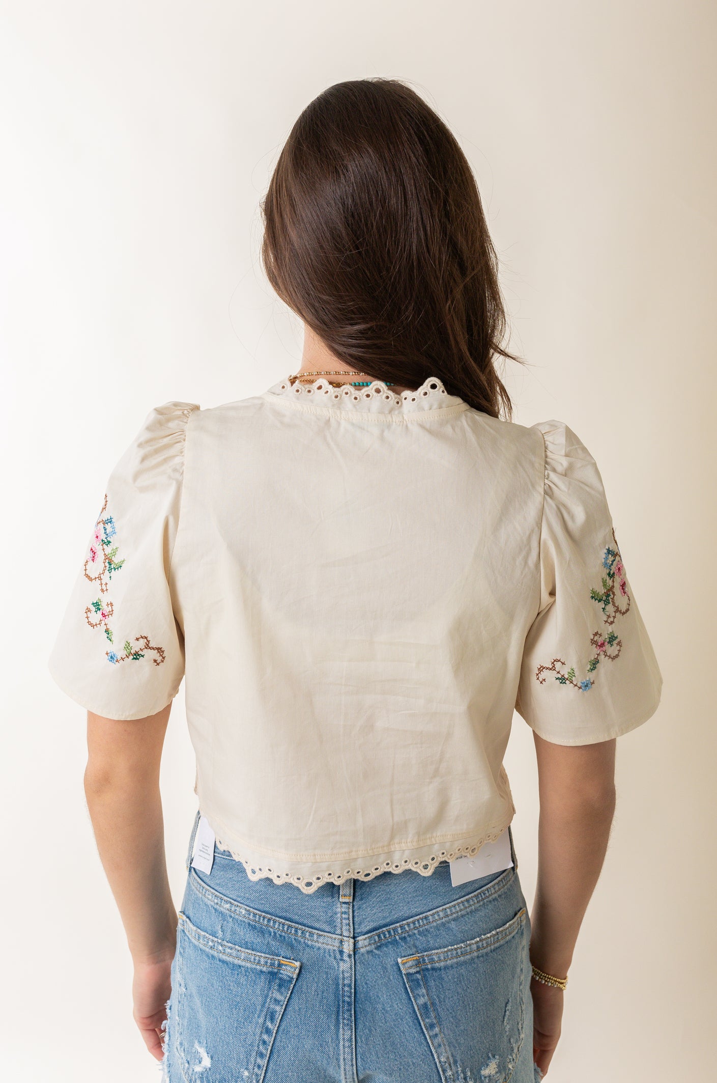 Short Puff Sleeve Eyelet Detail Top with Front Tie – II Brunettes