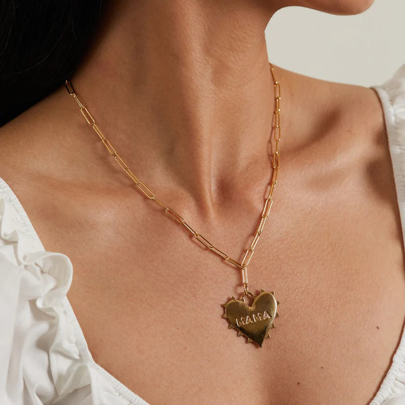 Shop Brandy Melville Heart Casual Style Street Style Necklaces & Pendants  by EmmaLechat | BUYMA
